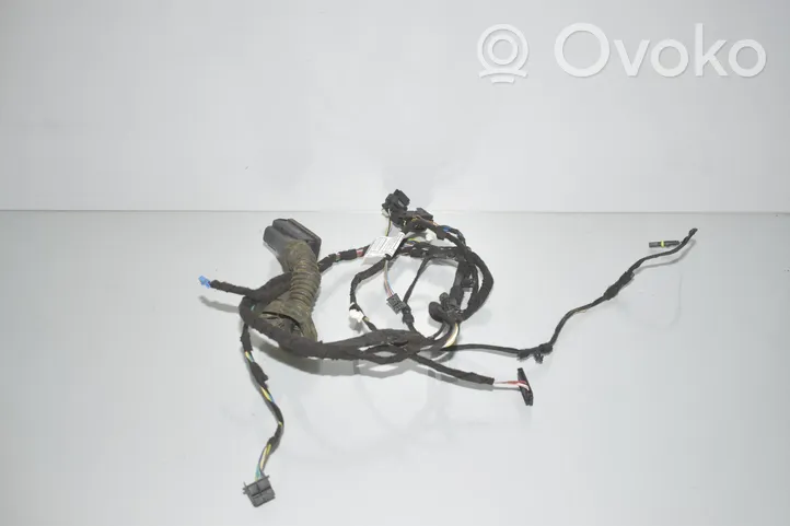 BMW 2 F46 Etuoven johtosarja 8720736