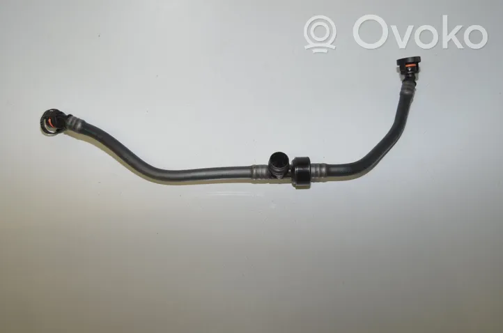 BMW 3 G20 G21 Tuyau sous vide 8665277