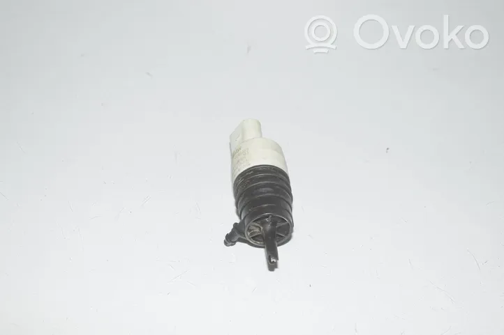 BMW 3 G20 G21 Pompe de lave-glace de pare-brise 7298309