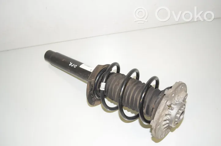 BMW 2 F22 F23 Front shock absorber with coil spring 6873738