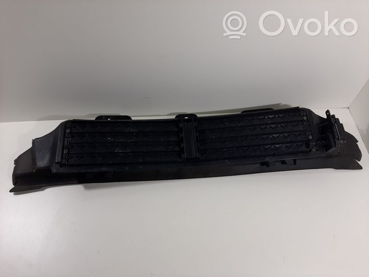 Volvo XC90 Déflecteur d'air de radiateur de refroidissement 31353797