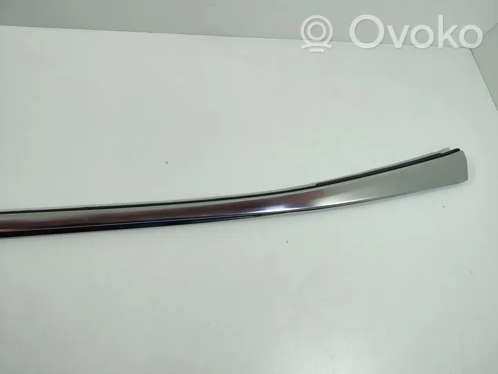 Citroen C5 Aircross Rivestimento modanatura del vetro della portiera posteriore 9819811777