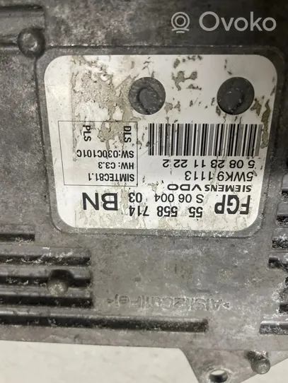 Opel Signum Calculateur moteur ECU 55558714