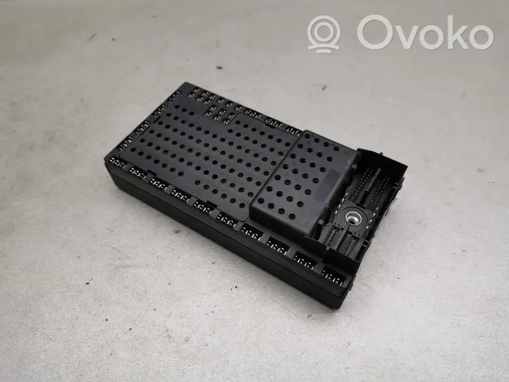 Volvo V70 Module de fusibles 8651548