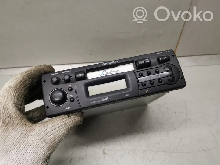 Renault Laguna I Radio/CD/DVD/GPS head unit GR1108V0105558