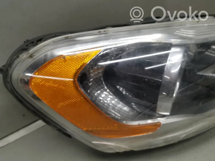 Volvo XC60 Lampa przednia 31358114