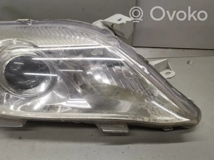 Toyota Camry Lampa przednia 209087B