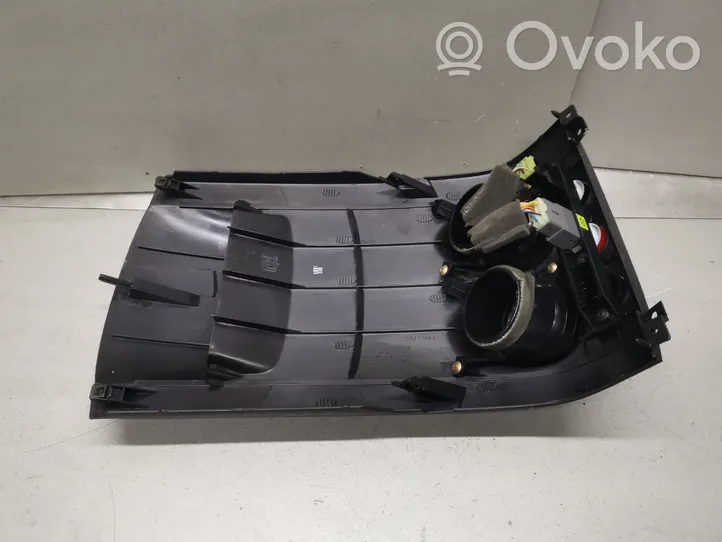 Chevrolet Kalos Centrālais gaisa ventilācijas režģis 96537685