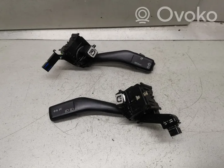 Volkswagen Golf V Leva/interruttore dell’indicatore di direzione e tergicristallo 1K0953519A