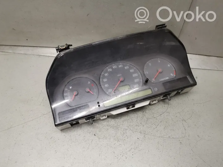 Volvo S70  V70  V70 XC Tachimetro (quadro strumenti) 9168386