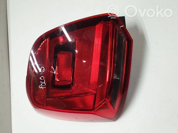 Volkswagen Polo V 6R Lampa tylna 6C0945257A