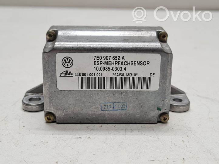 Volkswagen Touareg I ESP (stabilumo sistemos) valdymo blokas 7E0907652A