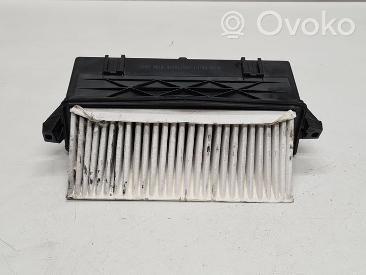 Mercedes-Benz GL X166 Air filter ADU172246