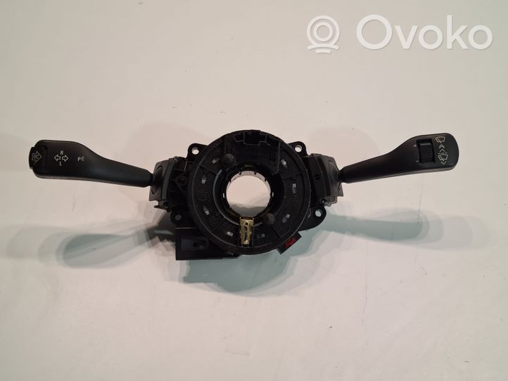 BMW X3 E83 Leva/interruttore dell’indicatore di direzione e tergicristallo 61318376443