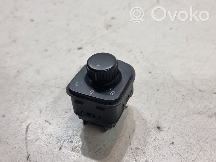 Volkswagen Golf VI Bouton de commutateur rétroviseur latéral 1K0959565L