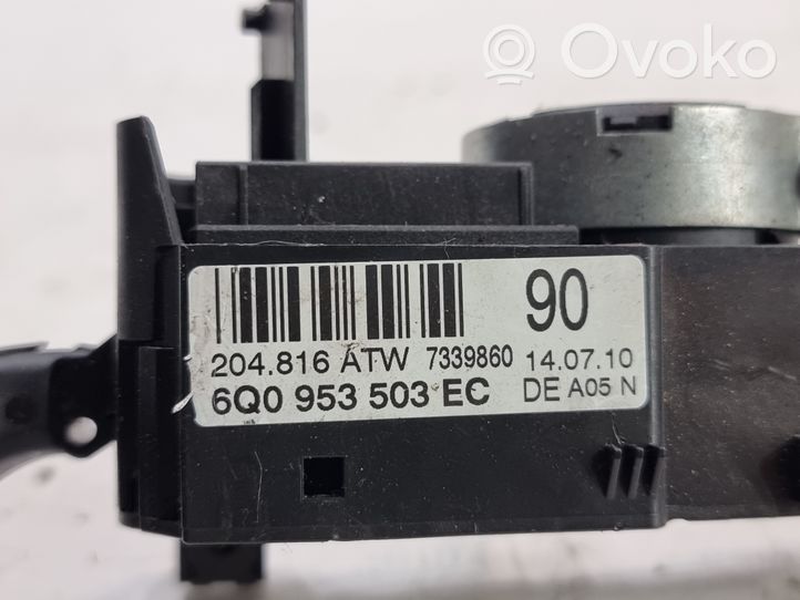 Volkswagen Polo V 6R Pyyhkimen/suuntavilkun vipukytkin 6Q0953503EC