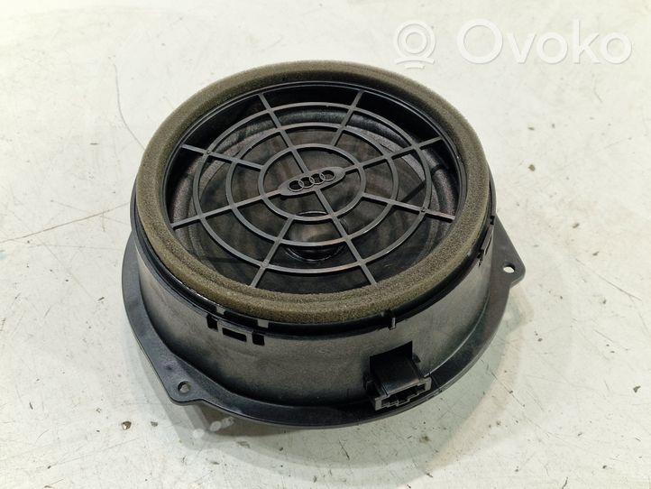 Audi Q5 SQ5 Takaoven kaiutin 8R0035411