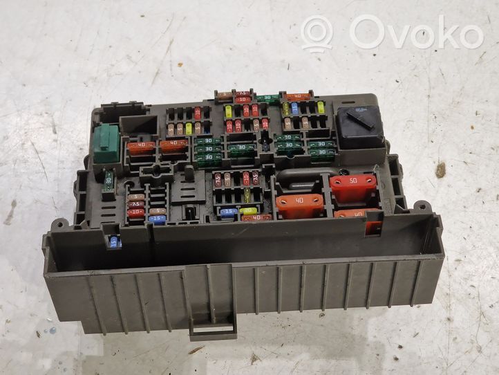 BMW 3 E92 E93 Module de fusibles 911944403