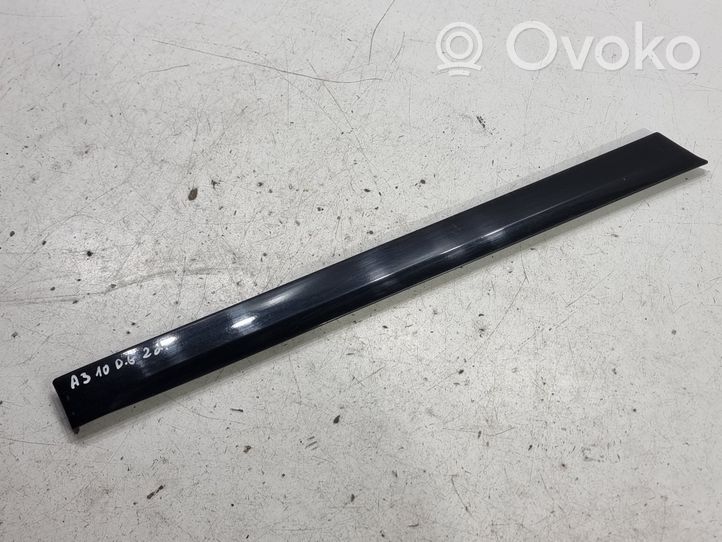 Audi A3 S3 8P Rivestimento parafango (modanatura) 8P3853700