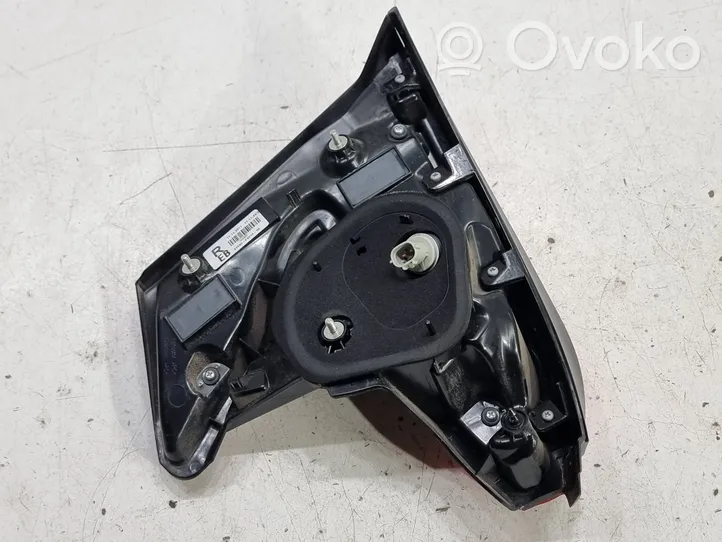 Toyota C-HR Luci posteriori del portellone del bagagliaio 81580F4010