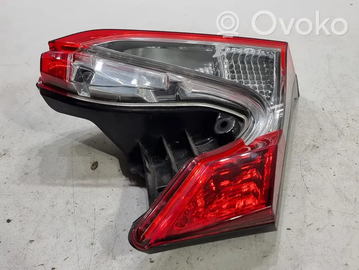 Toyota C-HR Luci posteriori del portellone del bagagliaio 81580F4010