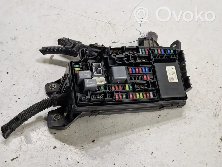 Toyota C-HR Module de fusibles 82111F4340