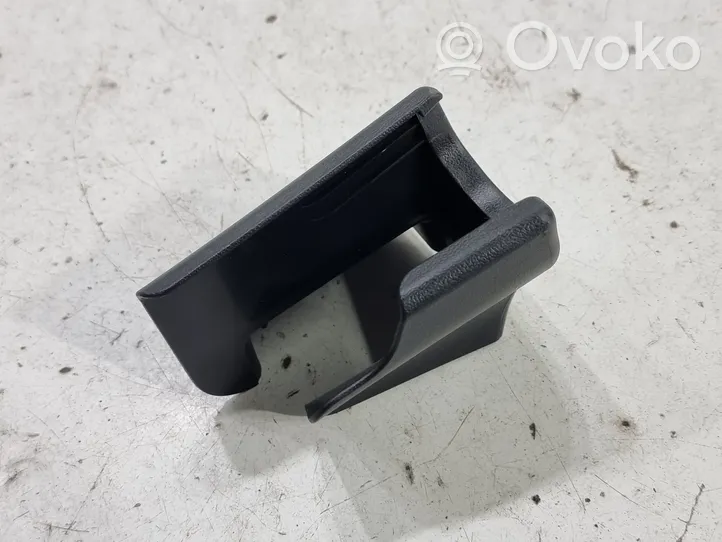 Toyota Auris E180 Rivestimento del binario sedile anteriore del passeggero 7213702240