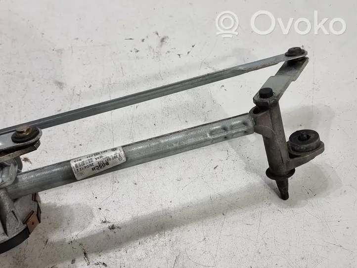 Volkswagen Golf VI Front wiper linkage and motor 5K1955119