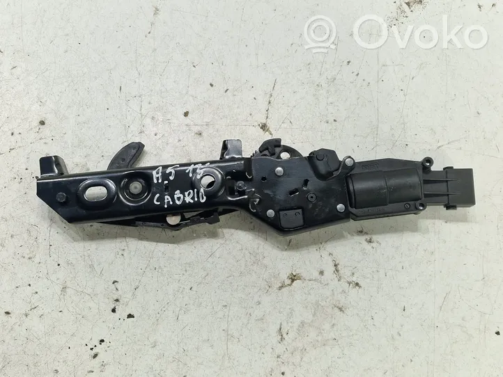 Audi A5 8T 8F Convertible roof lock/latch 8F0825823F