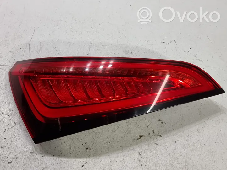 Audi Q5 SQ5 Lampy tylnej klapy bagażnika 8R0945093C