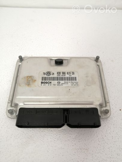 Volkswagen PASSAT B7 Sterownik / Moduł ECU 038906019ER