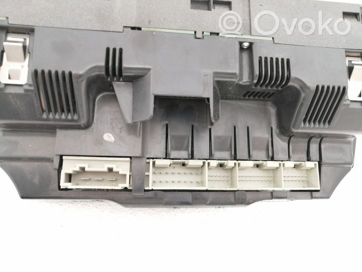 Audi A6 S6 C6 4F Panel klimatyzacji 4F2820043