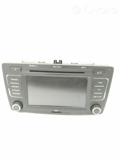 Skoda Octavia Mk2 (1Z) Panel / Radioodtwarzacz CD/DVD/GPS 1Z0035156F