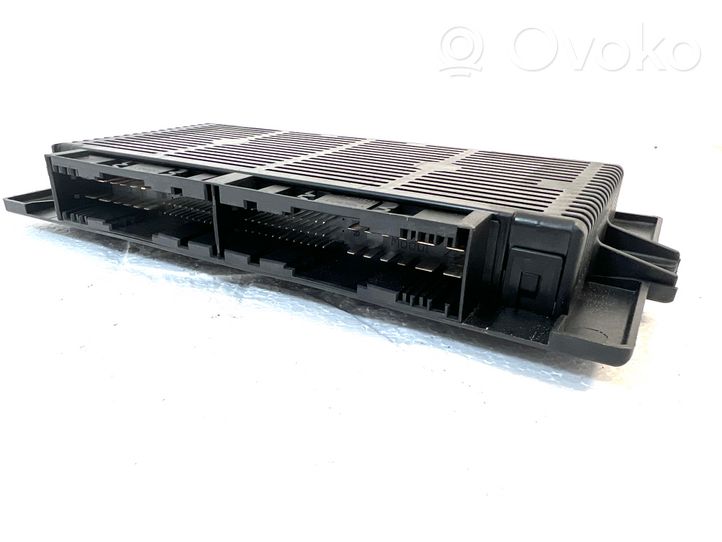 BMW 1 E82 E88 Module d'éclairage LCM 698806