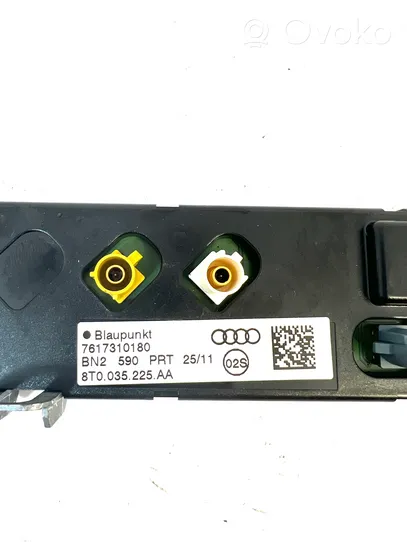 Audi RS5 Antenos stiprintuvas 8T0035225AA