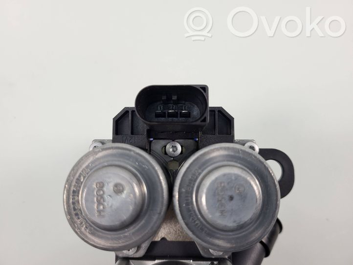 EKA226 MercedesBenz S W221 Coolant heater control valve A2208300284 1147412131 0392020070