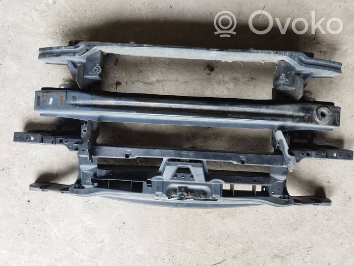 Volkswagen Caddy Support de radiateur sur cadre face avant 