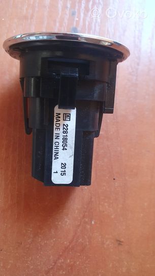 Opel Astra K Interrupteur, commande de frein de stationnement 22818054