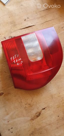 Skoda Yeti (5L) Lampa tylna 5L0945095B