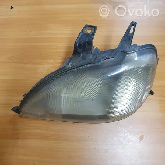 Mercedes-Benz ML W163 Lampa przednia 96321100