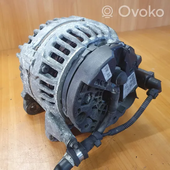 Volkswagen Crafter Generatore/alternatore 06F903023F