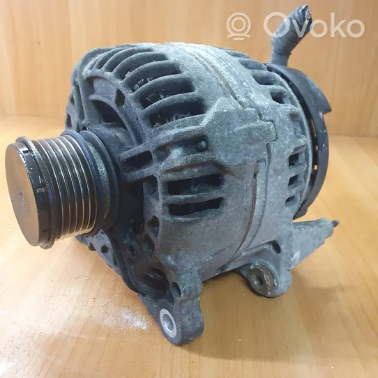 Volkswagen Crafter Generatore/alternatore 06F903023F