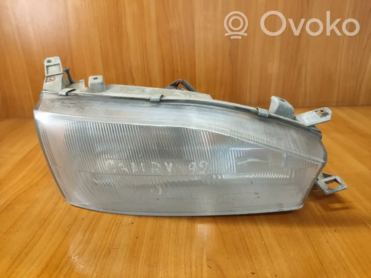 Toyota Camry Phare frontale 11075424