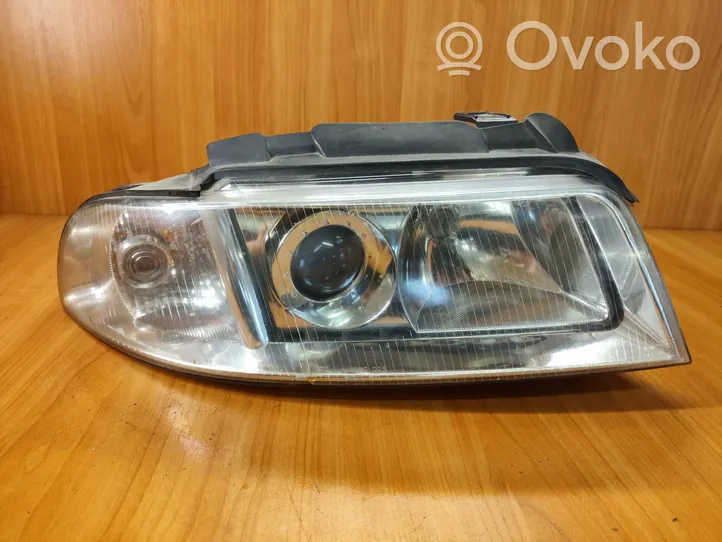 Audi 80 90 S2 B4 Lampa przednia 084411137R