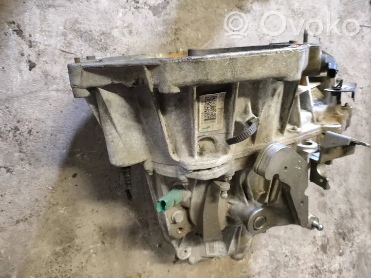 Nissan Qashqai Boîte de vitesses manuelle à 5 vitesses 8201010268