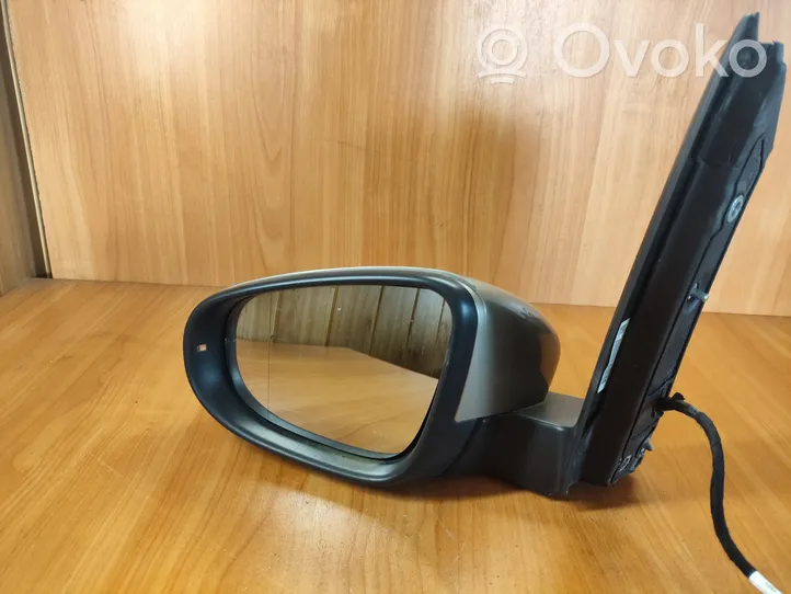 Volkswagen Touran II Front door electric wing mirror 1T1857501BK