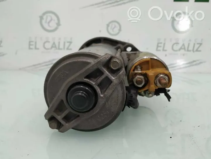 Mercedes-Benz Vito Viano W639 Starter motor 0051511301