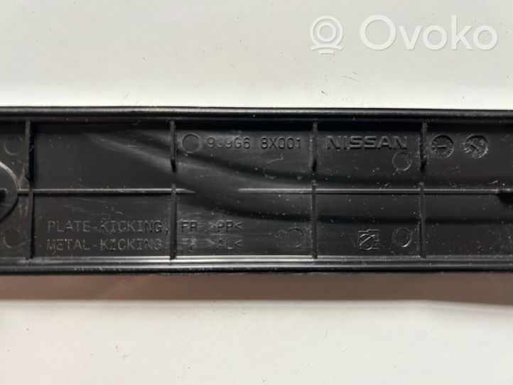 Nissan Leaf I (ZE0) Front sill trim cover 999G68X001