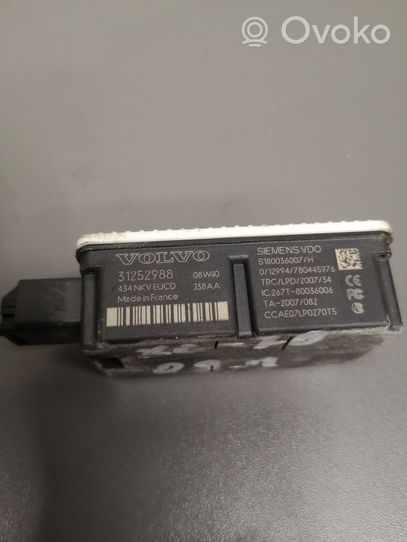 Volvo XC70 Door central lock control unit/module 31252988