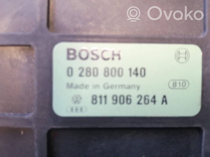 Audi 80 90 B2 Sterownik / Moduł ECU 811906264A
